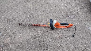 Tosasiepe elettrico Sthil HSE 81