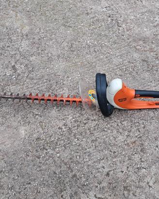 Tosasiepe elettrico Sthil HSE 81