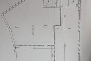 Locale commerciale uso professionale/artigianale