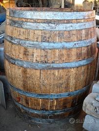 botte di 300 litri per vino 🍷 o per bellezza 