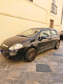 Fiat Punto Evo 1.3
Punto Evo 3p 1.3 mjt Sport 90cv