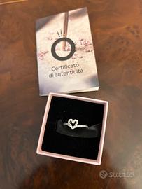 Pandora anello a cuore