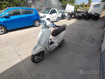 Piaggio Vespa 125 Primavera