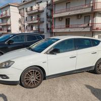 CONSUMI: 7€/100KM. LANCIA DELTA 1.4 Turbo GPL