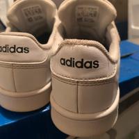 Scarpe adidas n.31
