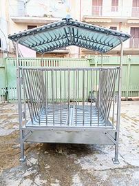 Mangiatoia per ovini e caprini,vitelli,cavalli,
