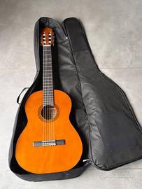 Chitarra classica Yamaha più pedalina