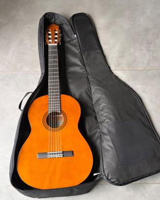 Chitarra classica Yamaha più pedalina