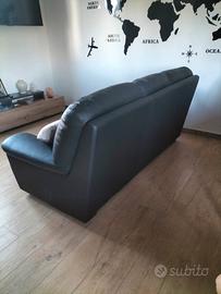 divano eco pelle 