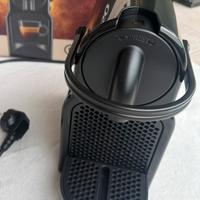 Macchina da caffè a marchio De'Longhi Nespresso