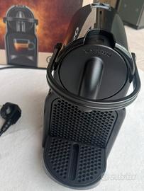 Macchina da caffè a marchio De'Longhi Nespresso