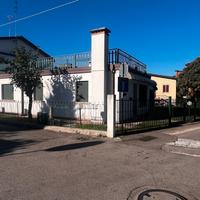 Porzione di casa con 2 camere tutta al piano terra