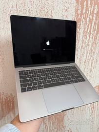 Apple macbook pro I5
