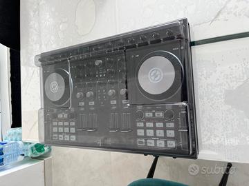Consolle Traktor S4 mk2