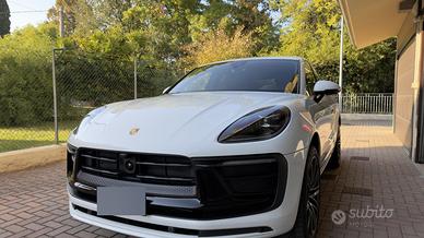 Porsche Macan T