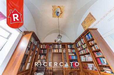 Dimora nobiliare del 900' nel cuore di Squinzano