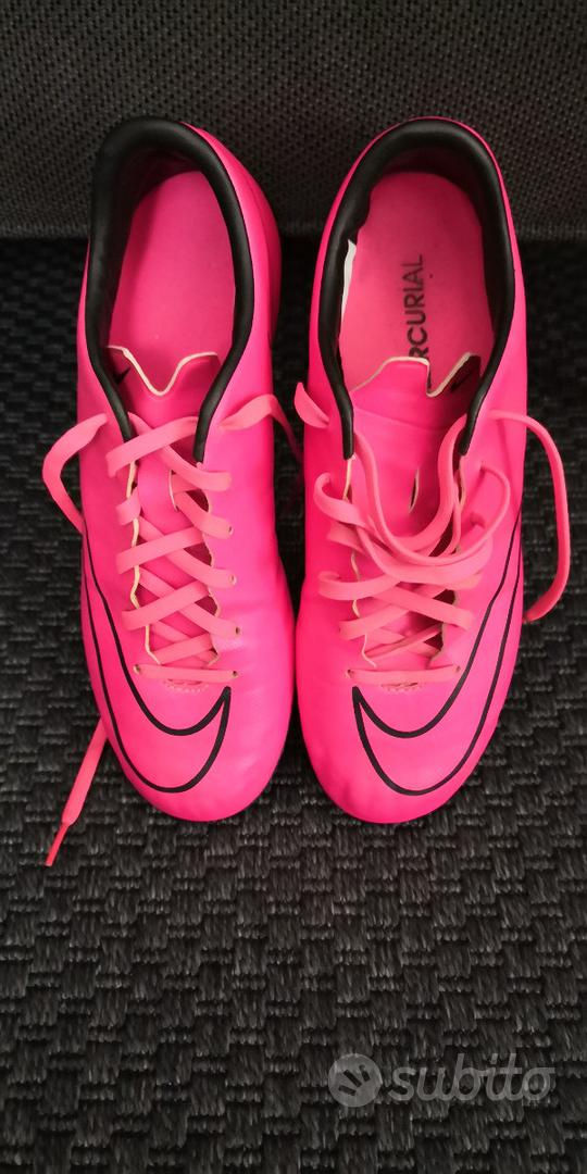 Nike mercurial rosa 2025 e bianche