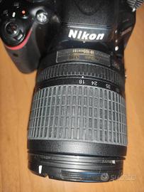 Nikon D5100 + Obiettivo NIKKOR 18-105mm