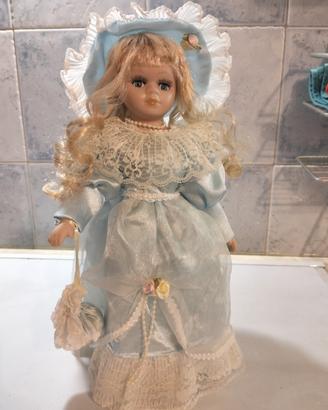 bambola porcellana vintage