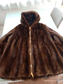 pelliccia di visone Demi Buff con cappuccio 