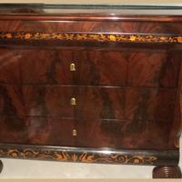 Como in piuma di mogano intarsiato