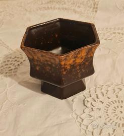 vaso vintage forma esagonale in ceramica tartaruga