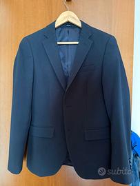 elegante vestito completo per ragazzo