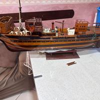 Modello di nave in legno fatto a mano – vintage,