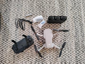 Drone DJI Mavic Mini+Fly more combo+valigia stagna