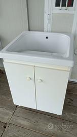 pilozzo in ceramica con mobile 