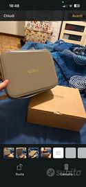 beauty case GUESS