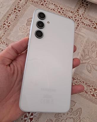 Samsung galaxy A35 5G  white