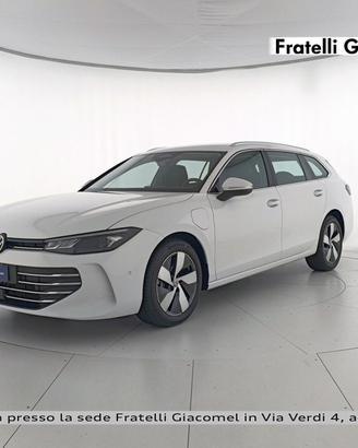 Volkswagen Passat 1.5 tsi ehybrid business 204cv d