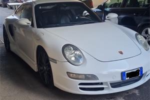 Porsche 911 (997) - 2005