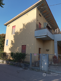 Immobile appartamenti, magazzini,lab