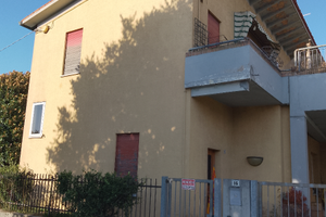 Immobile appartamenti, magazzini,lab