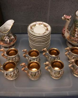 Servizio da caffè Capodimonte 26 pezzi nuovo