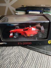 modellino Ferrari F1 2000 Schumacher 