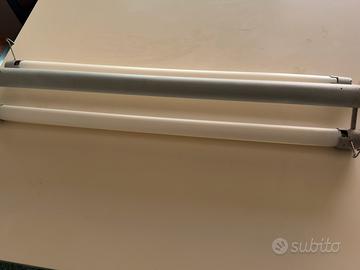 Lampadana con due neon da ufficio studio