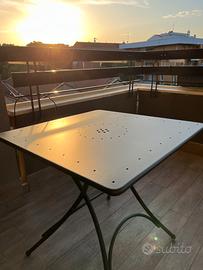 Tavolo da esterno Pigalle EMU