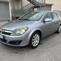 Opel Astra 1.7 CDTI 101CV 5 porte Cosmo