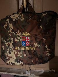 Borsone marina militare con stemma ricamato a colo