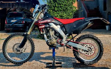 Honda CRF 250 - 2006 targata restaurata zero ore