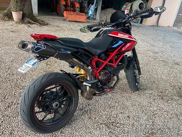 Ducati hypermotard 1100