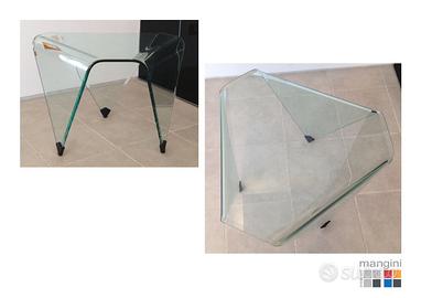 Triangolo tavolino di Rimadesio