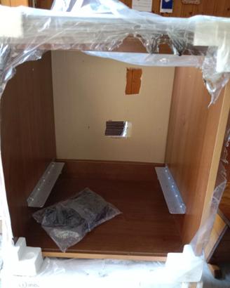 Forno ad  incasso con relativo mobile