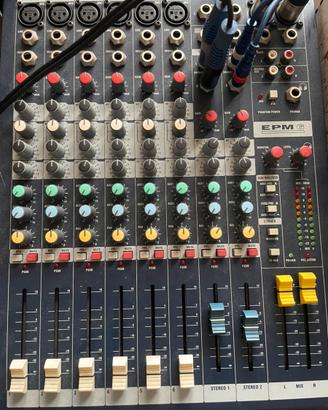 Mixer audio soundcraft 6 canali
