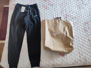 Pantaloni Nike neri taglia S + sacchetto negozio