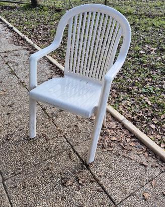 15 sedie bianche in plastica