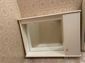 Arrdo bagno, specchiera